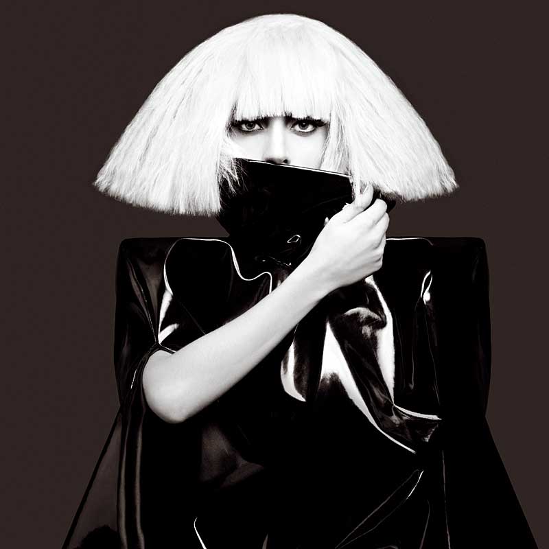 http://www.track4-info.de/blog/wp-content/uploads/2009/11/Lady-Gaga-Bild-29-Neu-2009-.jpg