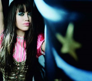 Aura Dione - PHOTO CREDIT (c) Universal Music Aura Dione - PHOTO CREDIT (c) Universal Music