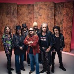 Lynyrd Skynyrd - Credits: By Roadrunner Records Lynyrd Skynyrd - Credits: By Roadrunner Records