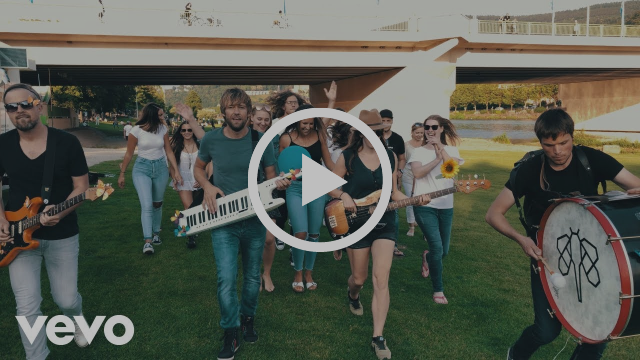 Videopremiere: „Elefanten“ von Johannes Falk