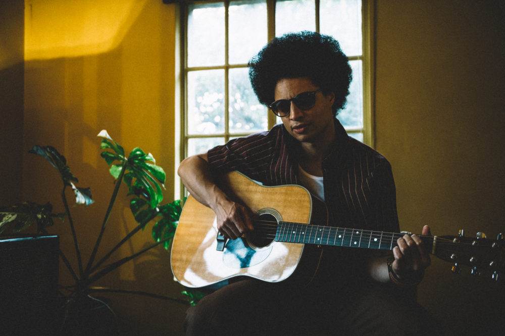 Lean On Me live – José James im Berliner Heimathafen